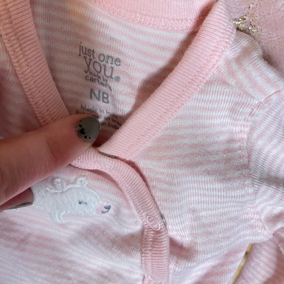 Carters take me home outfit polar bear footies and “You, me & a big hug” - Picture 3 of 6